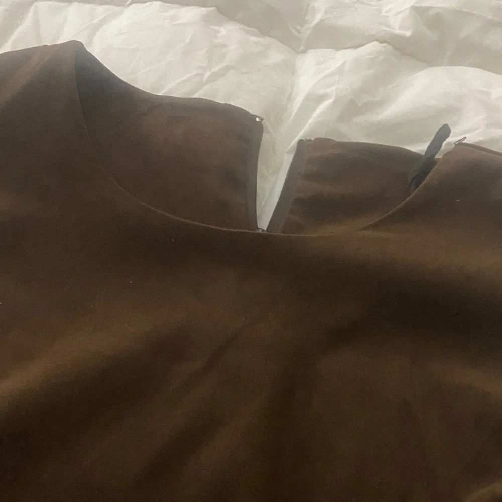 Asymmetrical suede like brown Dress - Picture 4 of 8